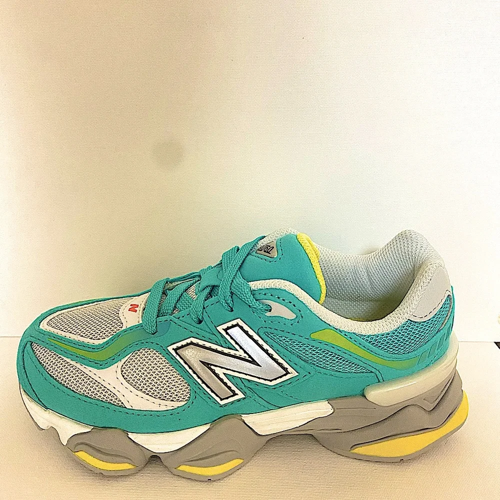 NEW BALANCE 9060 CYAN BURST BOYS 2 GIRLS 3 - Picture 12 of 14